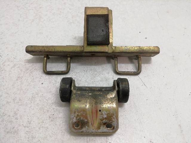 SOPORTE-VARIOS  HYOSUNG GT 125 R 10,6 (2006)