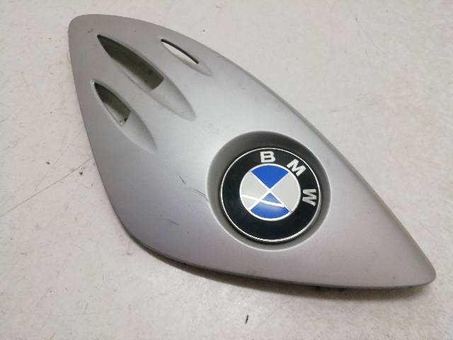 EMBELLECEDOR-LATERAL-DERECHO  BMW F 650 CS SCARVER K14 37 (2002)