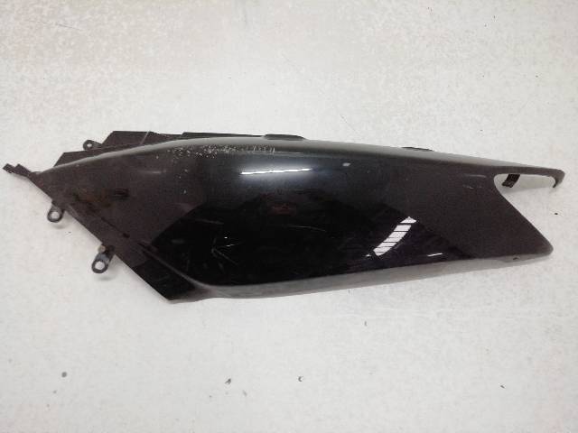 CHAPA-TRASERA-IZQUIERDA  YAMAHA T-MAX 500 XP 500 ABS 32,6 (2005)