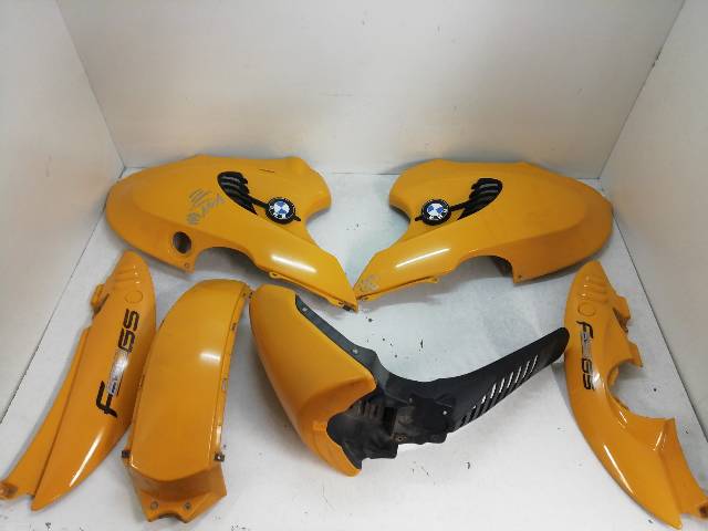 JUEGO-COMPLETO-CARENADOS  BMW F 650 GS R-13 37 (2000)