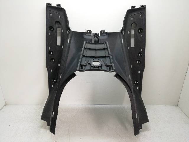 PLASTICO-CHAPA-SUELO  YAMAHA X-MAX 125 YP125RA 10,55 (2015)
