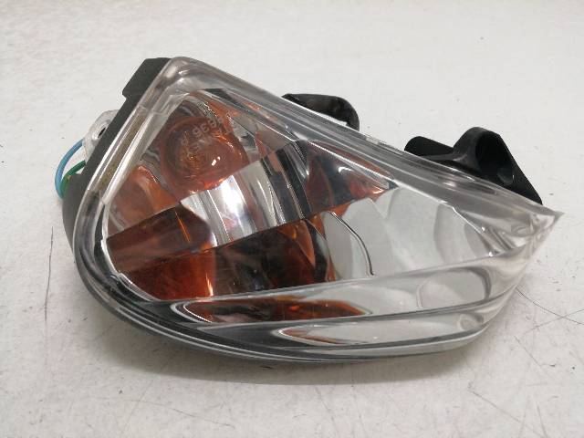 INTERMITENTE-DELANTERO-DERECHO  HONDA PCX 125 JF47 8,6 (2013)