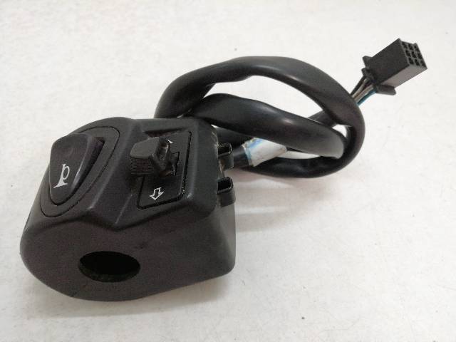 PIÑA-LUCES  HONDA PCX 125 JF47 8,6 (2013)