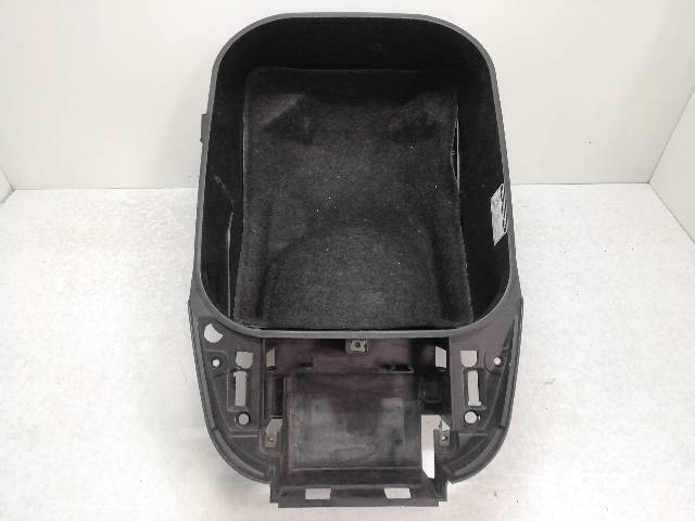 MALETERO-ASIENTO  YAMAHA T-MAX 500 XP 500 ABS 32,6 (2005)