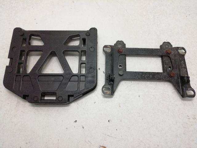 SOPORTE-MALETA-GIVI  HONDA NT 650 V DEAUVILLE (RC47) (2005)