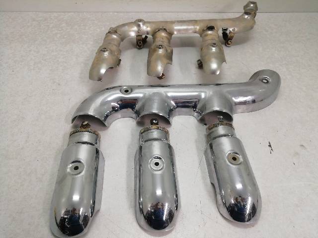 EMBELLECEDOR-COLECTOR-ESCAPE  TRIUMPH ROCKET 3 2300 103 (2009)