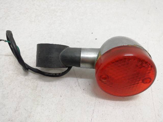 INTERMITENTE-DELANTERO-IZQUIERDO  KYMCO VENOX 250 R2 INYECCION 21,80 (2008)