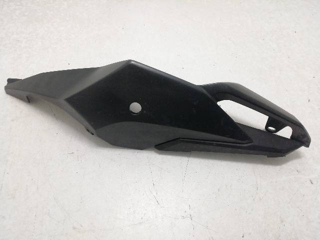 CHAPA-TRASERA-IZQUIERDA  HONDA CB 650 R RH02 35 (2022)