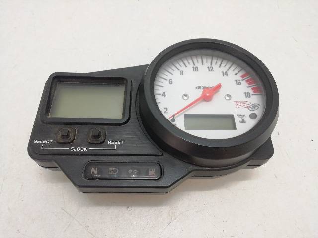 RELOJES-MARCADOR  YAMAHA R6 RJ03 88,2 (2000)