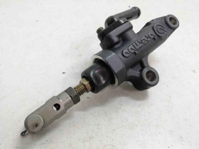 BOMBA-FRENO-TRASERO  YAMAHA R6 RJ03 88,2 (2001)