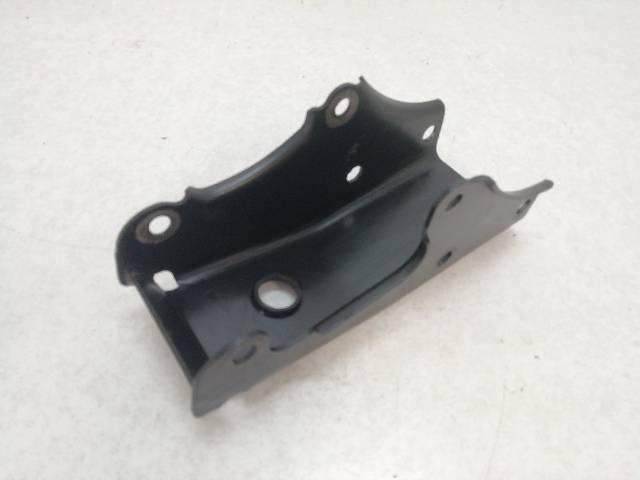 SOPORTE-MOTOR  HONDA CBF 125 (JC40) 8,3KW (2010)