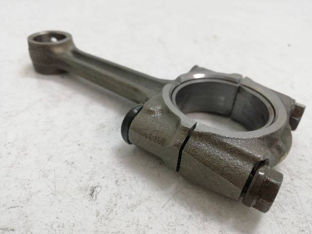 BIELA-MOTOR  YAMAHA R6 RJ03 88,2KW (2001)