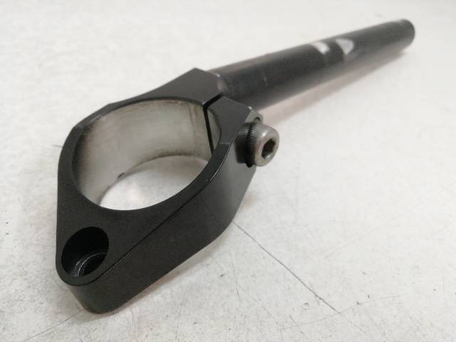 SEMIMANILLAR-DERECHO  YAMAHA R6 RJ03 88,2 (2001)