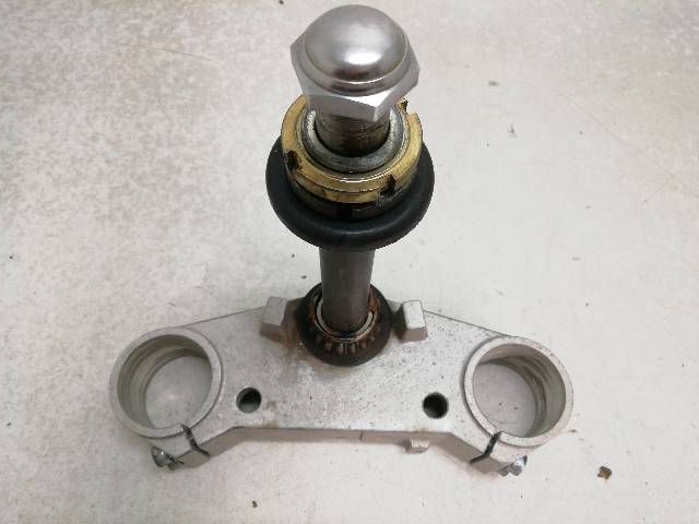 TIJA-INFERIOR  HYOSUNG GT 125 R 10,6 (2006)