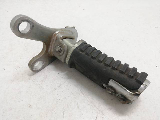 ESTRIBERA-DELANTERA-DERECHA  KYMCO VENOX 250 R2 INYECCION 21,80 (2008)