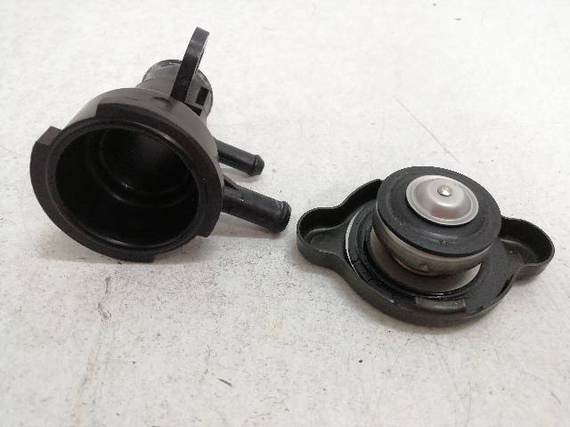 TAPON-RADIADOR  YAMAHA T-MAX 500 (XP 500 SJ03) 32,6 (2006)