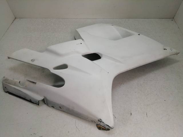 CARENADO-LATERAL-DERECHO  HYOSUNG GT 125 R 10,6 (2006)