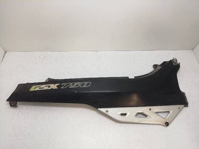 CHAPA-TRASERA-DERECHA  SUZUKI GSX 750 F 1989-1997 (GSX750F GR78A KATANA)