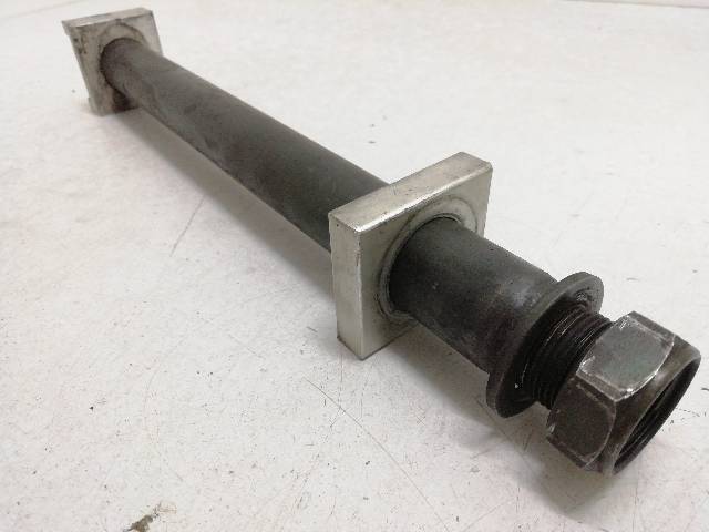 EJE-RUEDA-TRASERA  YAMAHA R6 RJ03 88,2KW (2001)