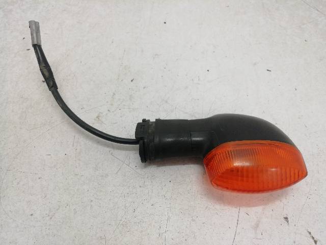 INTERMITENTE-DELANTERO-IZQUIERDO  YAMAHA FZ6 FAZER 600 2004-2006 RJ07 72 (2006)