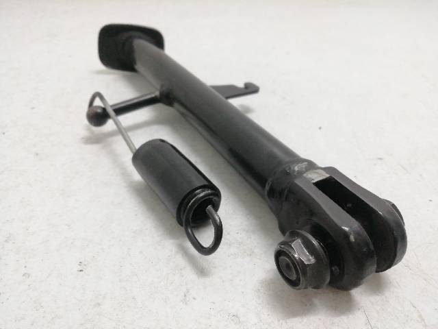 PATA-CABRA  HONDA CB 650 R RH02 35 (2022)