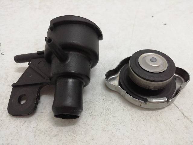 TAPON-RADIADOR  KYMCO PEOPLE 125 GTI 10,9 (2012)