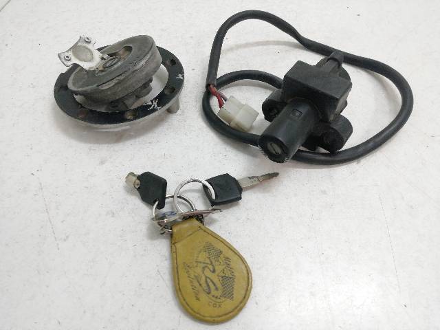 JUEGO-COMPLETO-CERRADURAS  HONDA CBR 600 F F2 (PC25) 74 (1991)