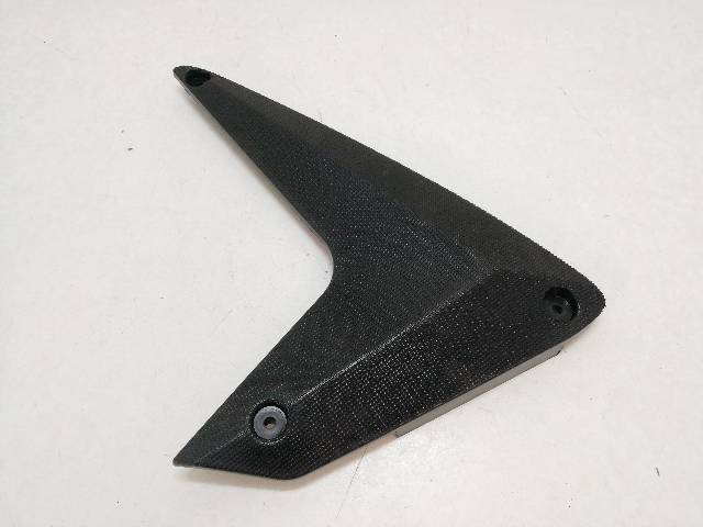 CHAPA-BAJO-ASIENTO-IZQUIERDA  RIEJU RS2 MATRIX 125 (2007)