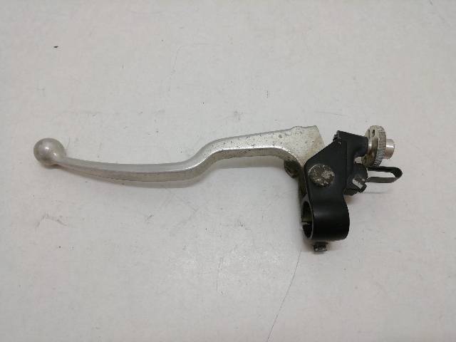 SOPORTE-MANETA-EMBRAGUE  YAMAHA R6 RJ03 88,2 (2000)
