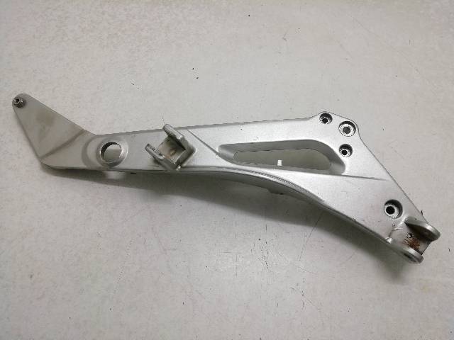 ESTRIBERA-DELANTERA-DERECHA  HONDA NT 650 V DEAUVILLE (RC47) (2005)