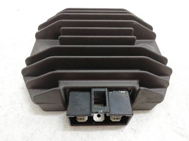REGULADOR-CORRIENTE  YAMAHA R6 RJ03 88,2 (2001)