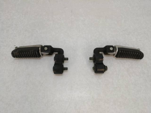 POSAPIES-DELANTEROS  KEEWAY RKV 125 K69/1/ 8,2 (2015)
