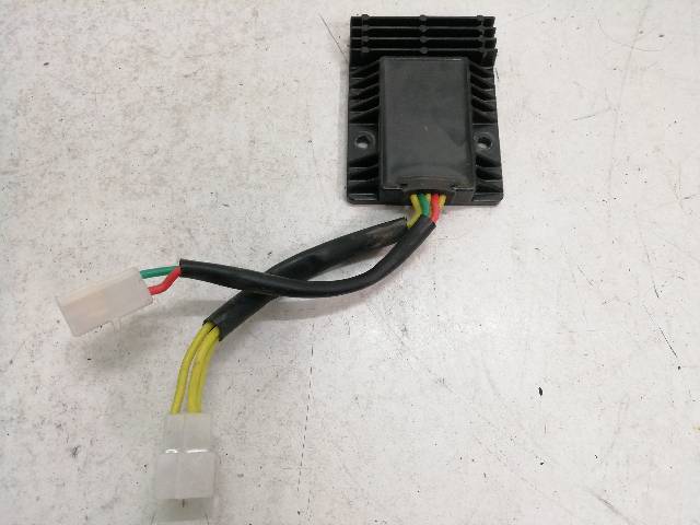 REGULADOR-CORRIENTE  KYMCO SUPER DINK 125 V2/10/00 11 (2015)