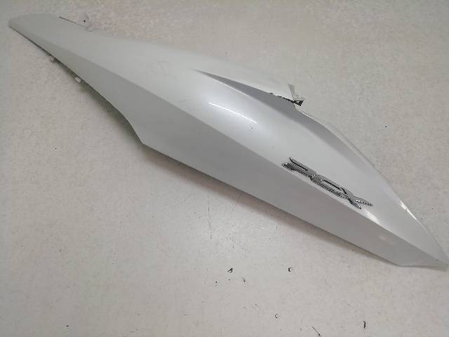 CHAPA-TRASERA-IZQUIERDA  HONDA PCX 125 JF47 8,6 (2013)