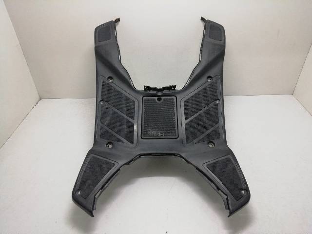 PLASTICO-CHAPA-SUELO  KEEWAY FOCUS 125 ( TEJ5 ) 5,2 (2012)