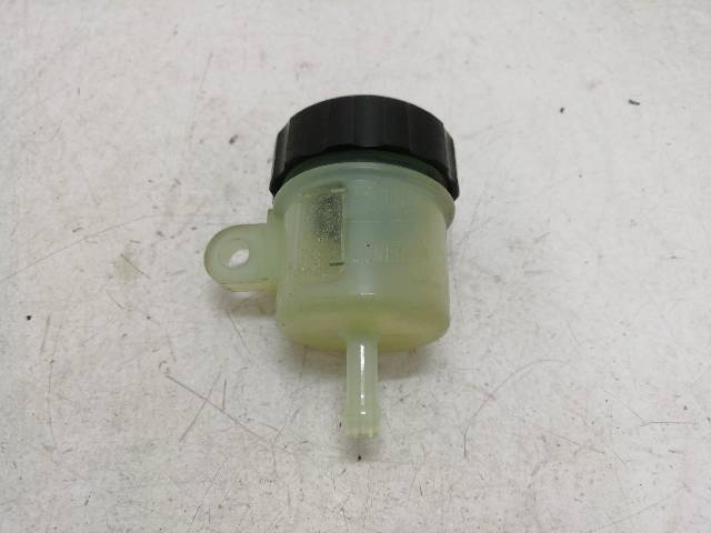 DEPOSITO-LIQUIDO-BOMBA-FRENO-TRASERA  YAMAHA FZ6 FAZER 600 2004-2006 RJ07 72 (2006)