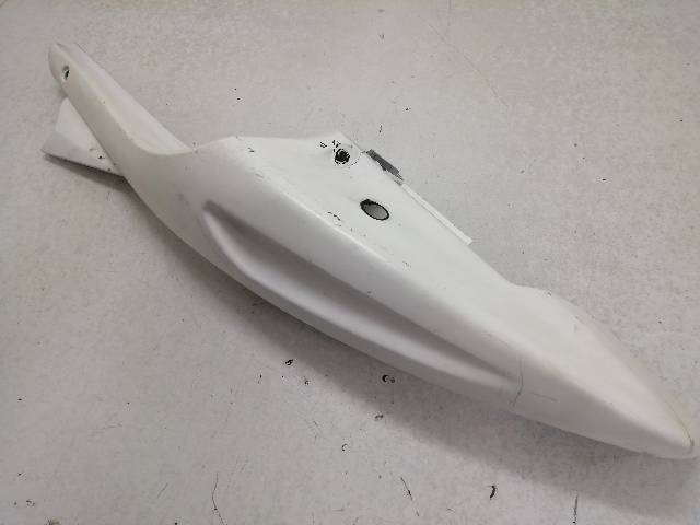 CHAPA-TRASERA-IZQUIERDA  HYOSUNG GT 125 R 10,6 (2006)