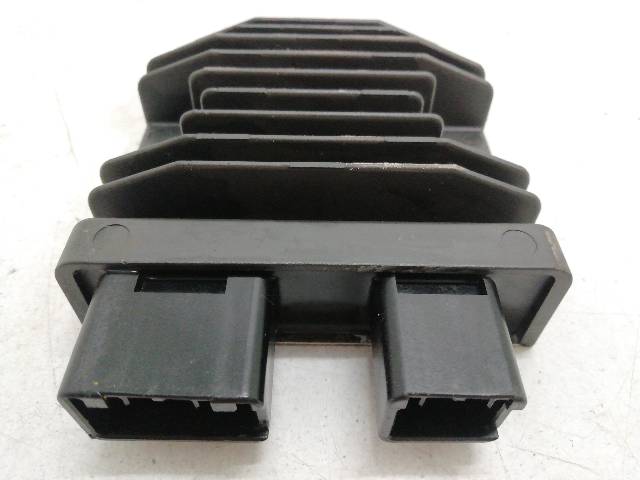 REGULADOR-CORRIENTE  HONDA FORZA 350 NSS350A 21,50 (2022)