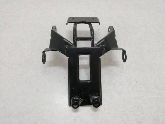 SOPORTE-PORTAMATRICULA  KEEWAY RKV 125 K69/1/ 8,2 (2015)