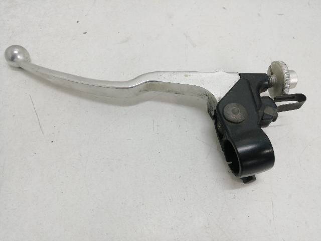 SOPORTE-MANETA-EMBRAGUE  YAMAHA FZ1 FAZER 1000 S (RN16) 110,3 (2010)