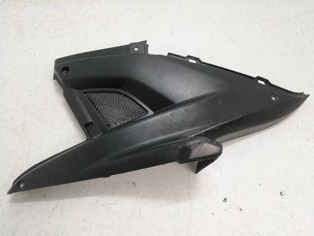 CHAPA-BAJO-ASIENTO-IZQUIERDA  YAMAHA AEROX 50 YQ50 3,15 (2000)
