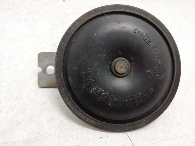 CLAXON-PITO  YAMAHA R6 RJ03 88,2 (2001)