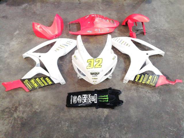 CARENDOS-CIRCUITO  SUZUKI GSX-R 600 K6 K7 92 (2006)