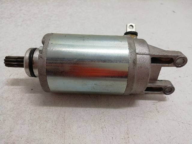 MOTOR-ARRANQUE  SUZUKI BURGMAN 400 AN400 23,5 (2001)