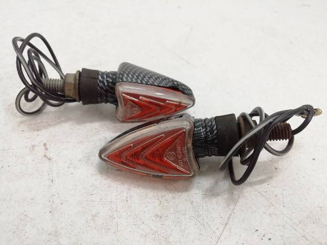 INTERMITENTES-DELANTEROS  YAMAHA R6 RJ03 88,2 (2001)