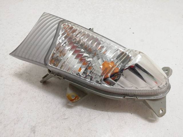 INTERMITENTE-DELANTERO-IZQUIERDO  SUZUKI BURGMAN 200 UH200 (2009)