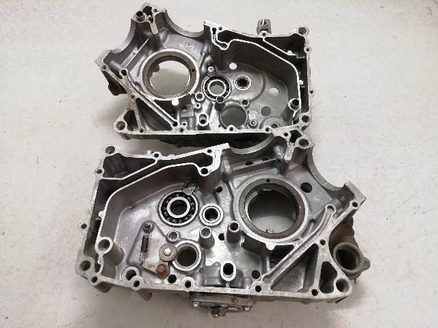 CARTERS-COMPLETOS  HYOSUNG GT 125 R 10,6 (2006)