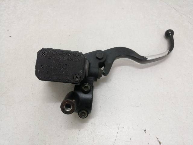 BOMBA-FRENO-DELANTERO  YAMAHA X-MAX 125 YP125R SE32 10,36 (2008)