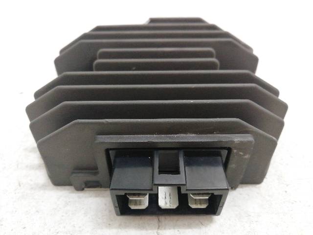 REGULADOR-CORRIENTE  YAMAHA T-MAX 500 (XP 500 SJ03) 32,6 (2006)