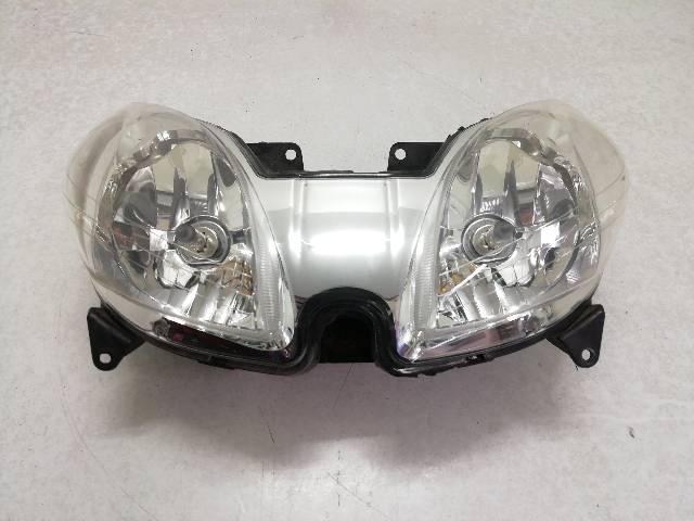 FARO  YAMAHA X-MAX 125 YP125R SE32 10,36 (2008)